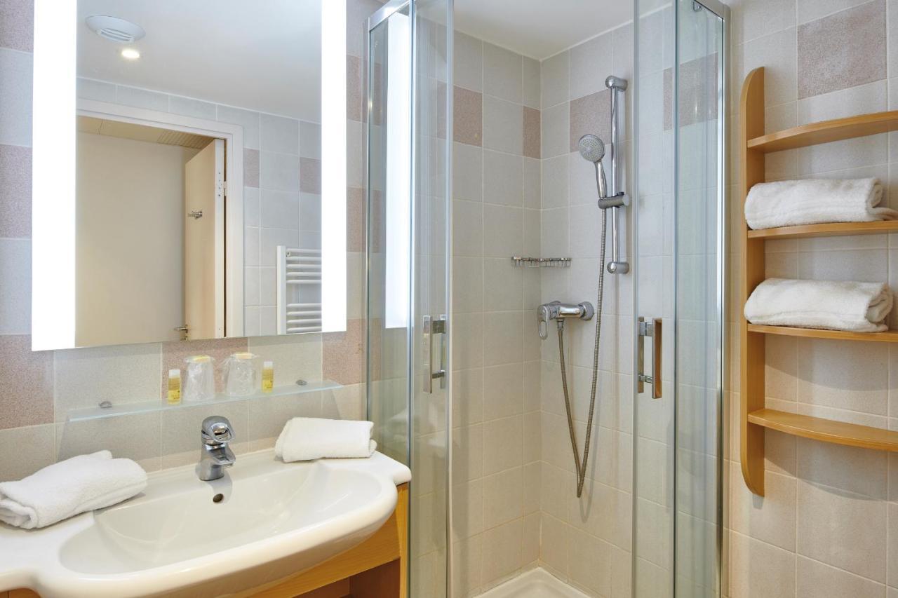 Hotel Bleues Delcloy 3*