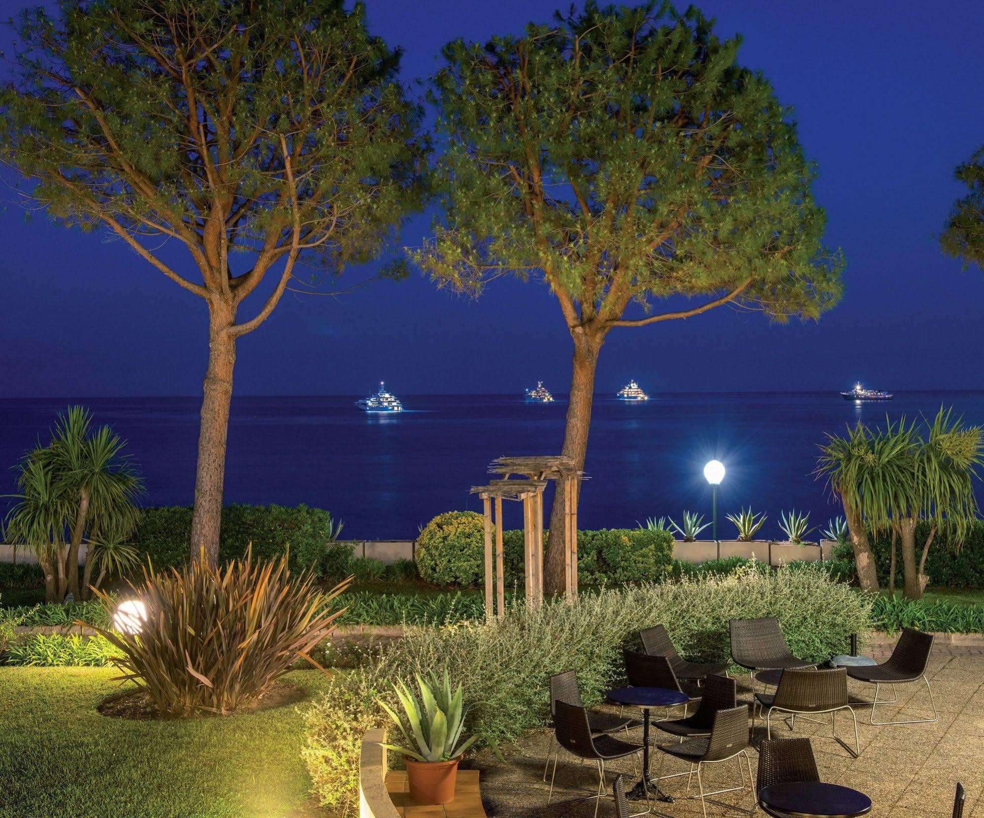 Bleues Delcloy Hotel
